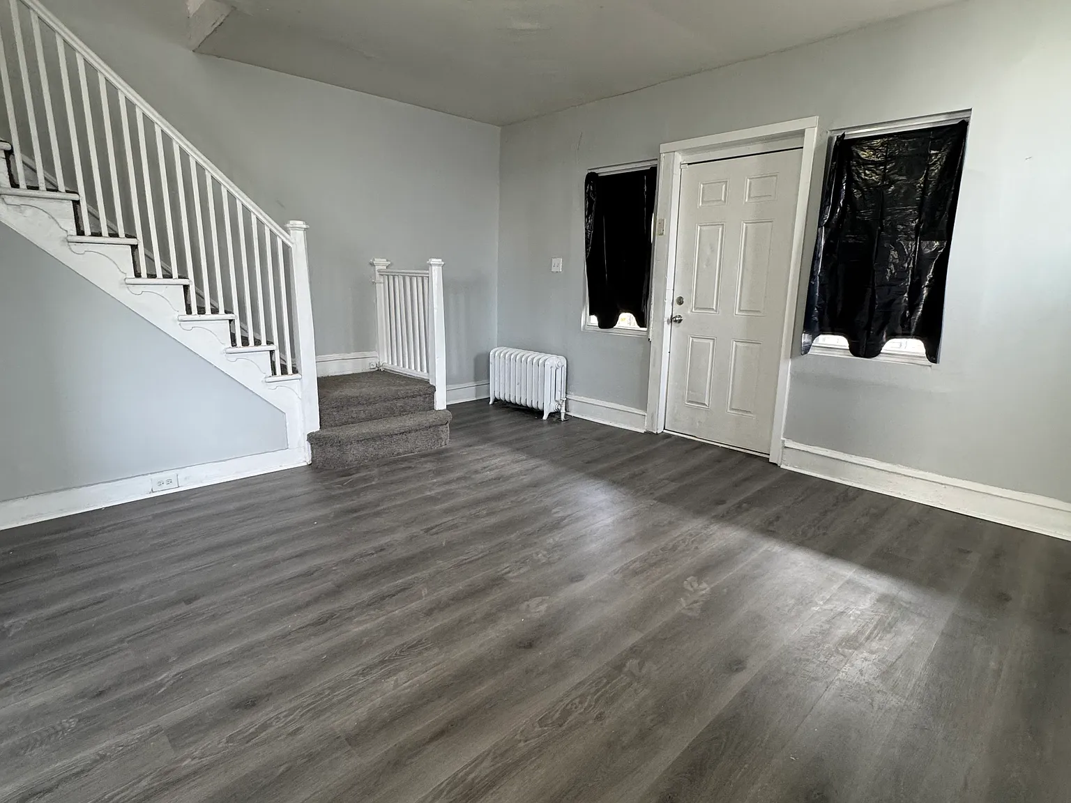 3 bed, 1242 sqft, $1,400 — Photo 2