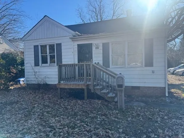 614 Briarfield Rd, Newport News, VA 23605