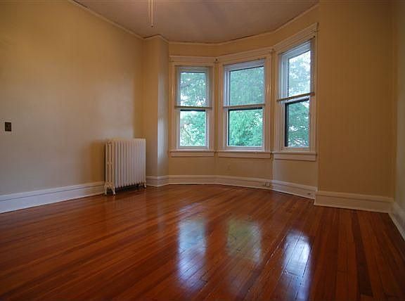 3rd image of 2211 Park Ave #A