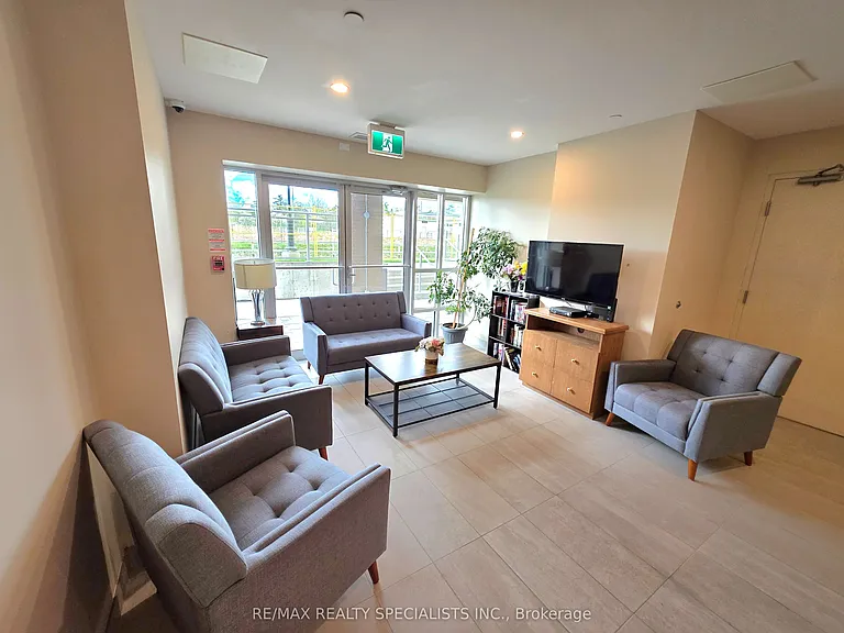 4040 Upper Middle Rd #401 — Photo 24