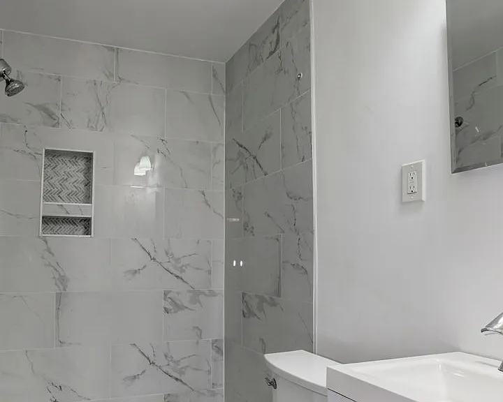1169 Summit St NE — Photo 52