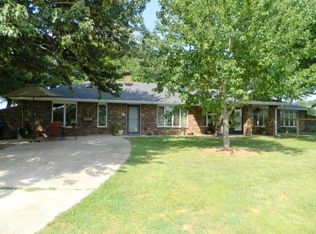 879 Crabapple Rd, Ozark, MO 65721