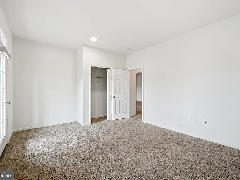 24267 Purple Finch Dr — Photo 38