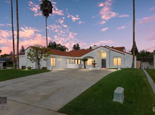 9712 White Oak Dr, Bakersfield, CA 93311