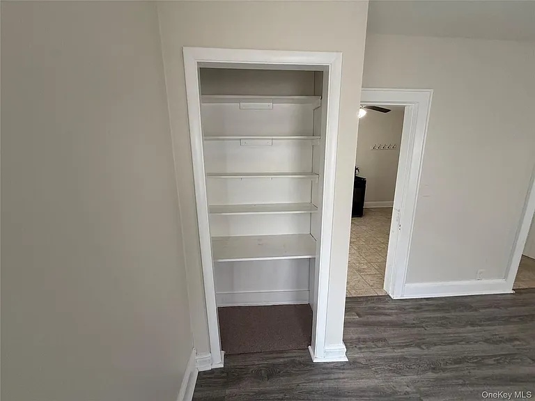 14 Franklindale Ave #B — Photo 7