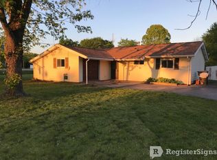 1 Dover Dr, Cranberry Township, PA 16066