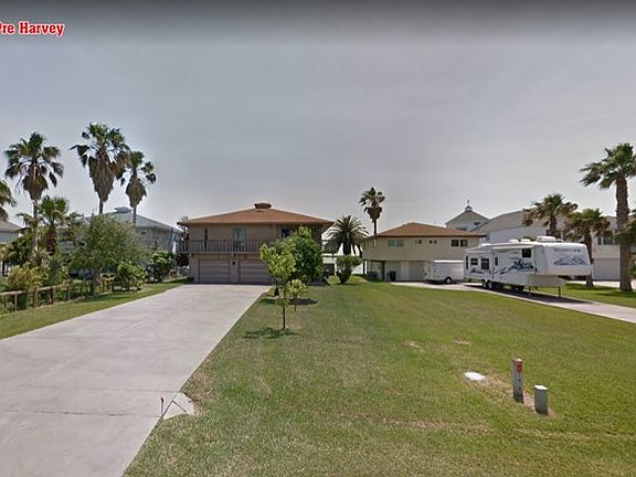 3rd image of 114 Donna Ln