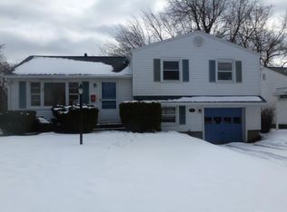 255 Pattonwood Dr, Rochester, NY 14617