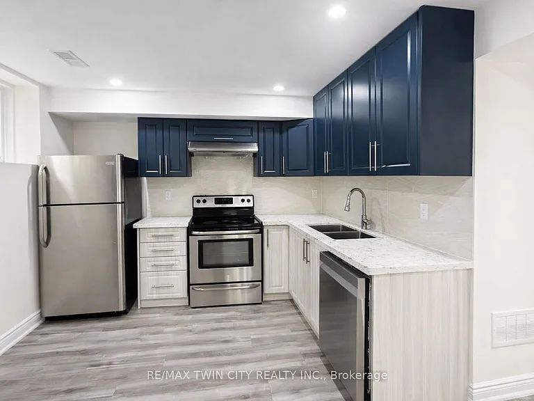 592 Blair Creek Dr W #BASEMENT — Photo 5