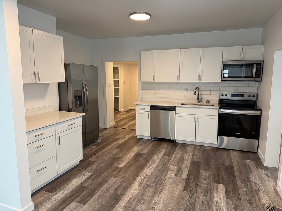 1st image of 522 E Garden Ave S #1