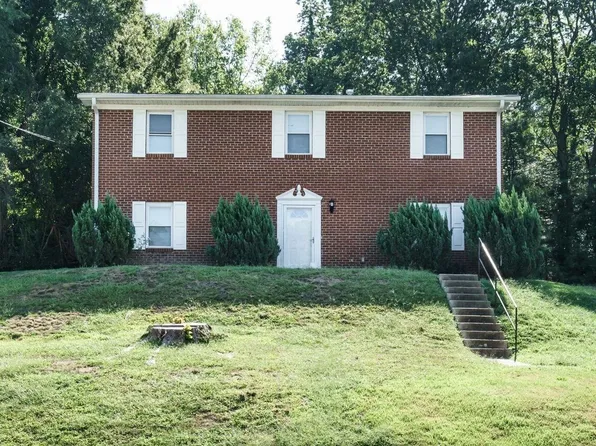 2005 Southgate Dr, Raleigh, NC 27610