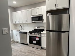63 Elm St APT A2, Montclair, NJ 07042