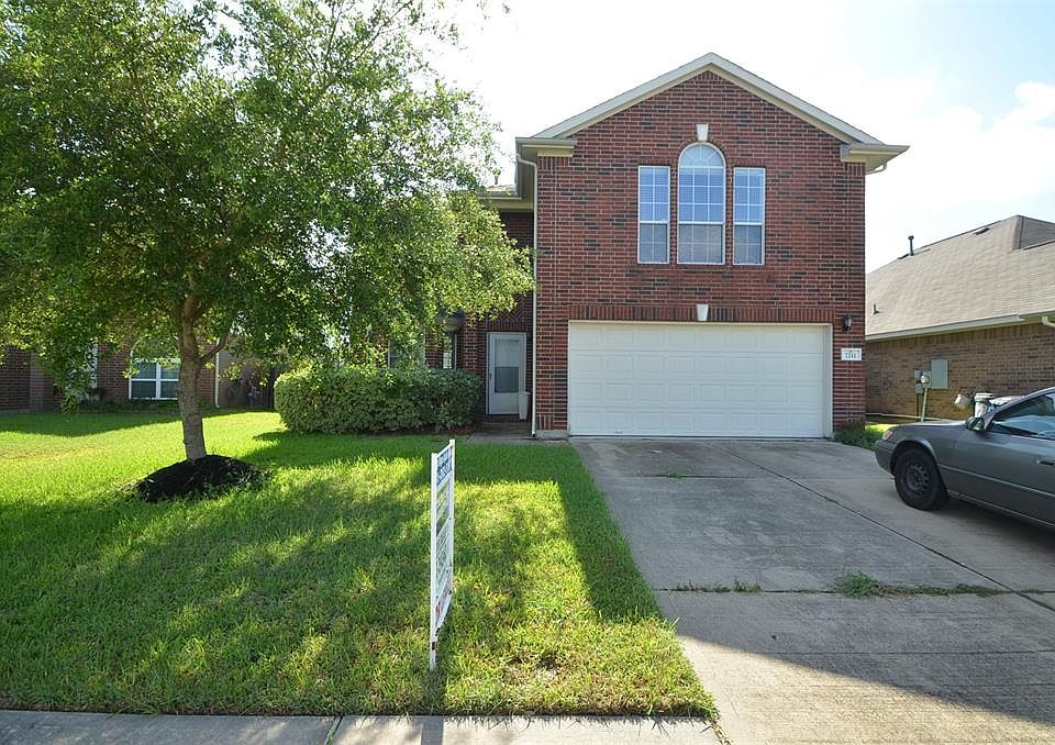 1st image of 7211 Glacier Creek Ln