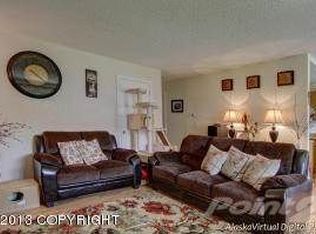 1241 Friendly Ln, Anchorage, AK 99504