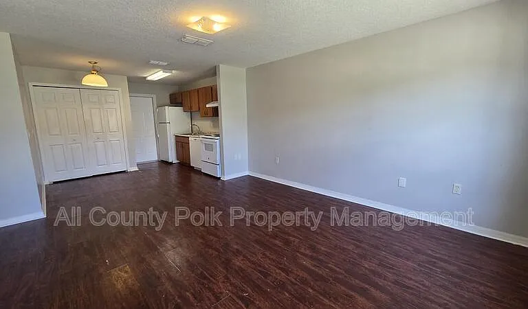 840 Fox Lake Dr — Photo 4