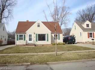 964 Glenside Rd, Cleveland, OH 44121