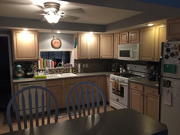 Kitchen with bar top.