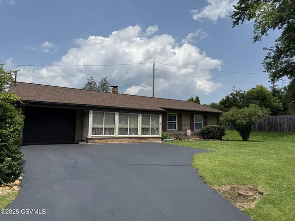 128 Woodside Rd, Sunbury, PA 17801