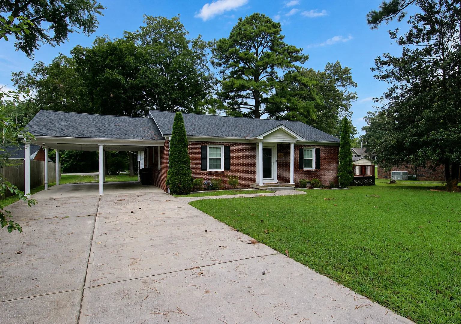 Charming 3 Bedroom, 2 Bath Home in Cookeville! — Photo 1