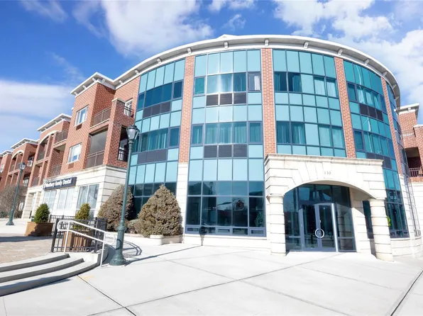 130 Post Avenue #408, Westbury, NY 11590