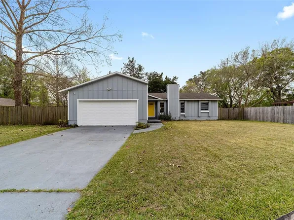 1206 SW 75th Dr, Gainesville, FL 32607