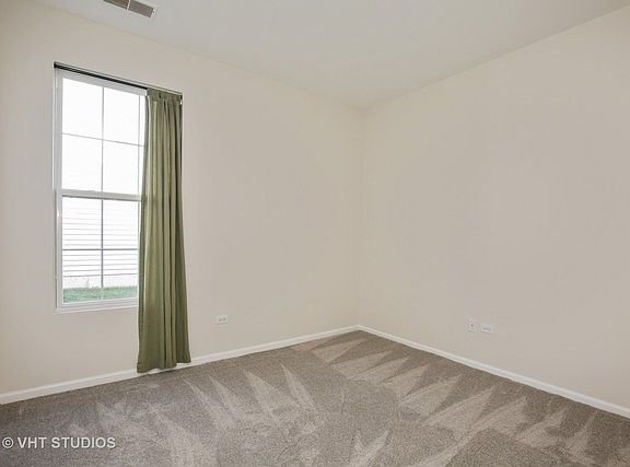5th image of 12285 Arlington Dr