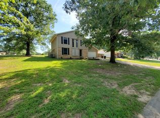 32 Del Tara Dr, Jacksonville, AR 72076