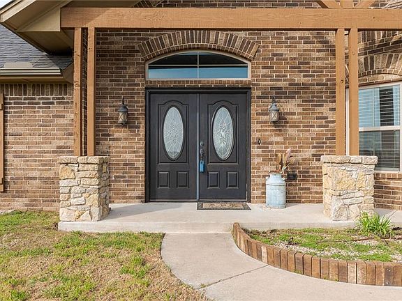 4th image of 5774 Heritage Cir