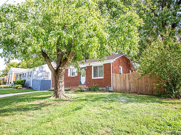 Great corner lot on a quiet street off Buchanan.