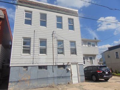 591 N 11th St, Newark, NJ, 07107