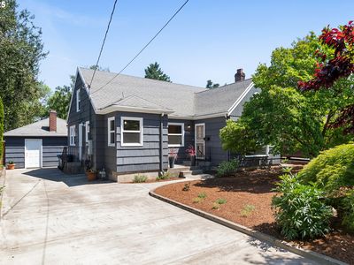7936 N Chautauqua Blvd, Portland, OR, 97217