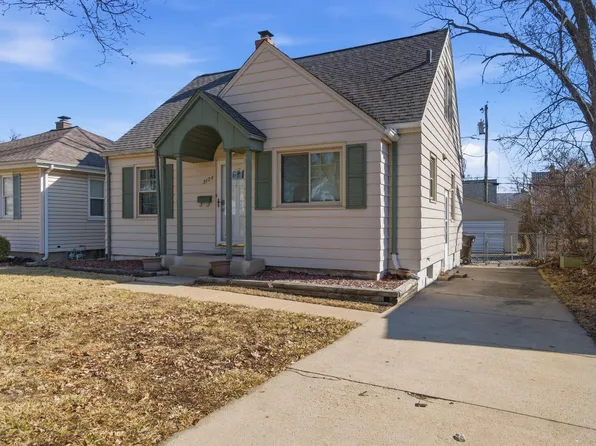3124 N Isabell Ave, Peoria, IL 61604