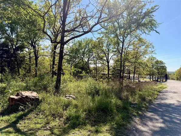 Pine Drive, Stigler, OK 74462