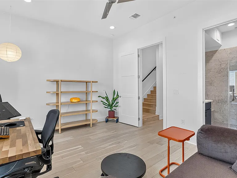 2805 McCurdy St #14 — Photo 22