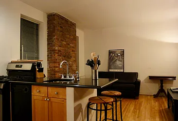 Rented by Addison Property Group