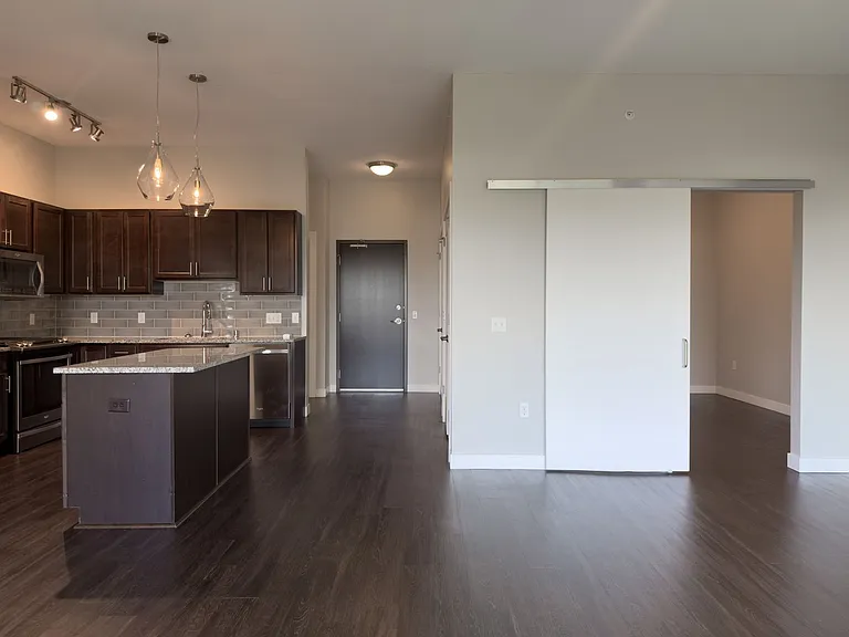 Red44 Luxury Apartments | Specials Available — Photo 86