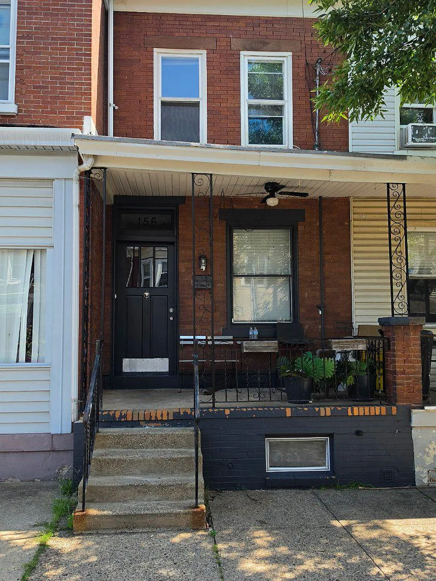 2 bed, 1.0 bath, 980 sqft, $2,000 — Photo 1