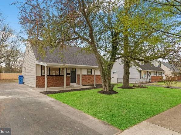 1102 Nancy Dr, Croydon, PA 19021