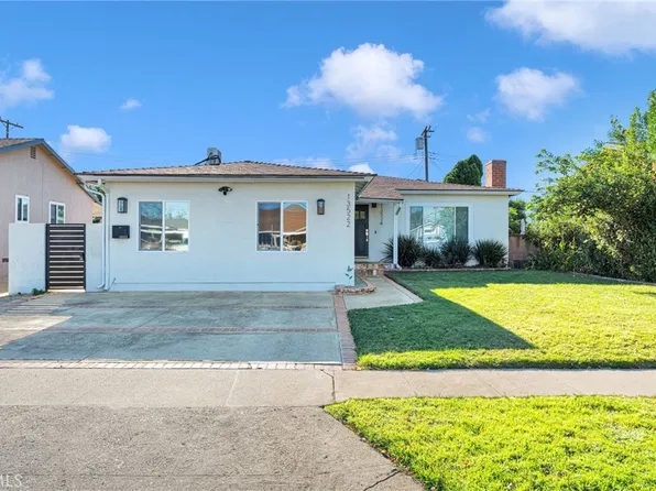 13524 Debell St, Pacoima, CA 91331