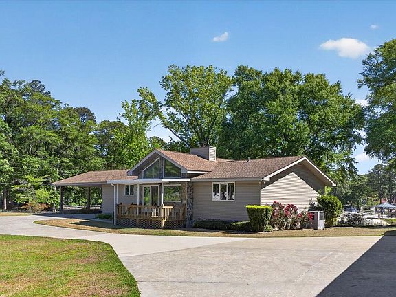 2nd image of 138 Lake Marion Ln