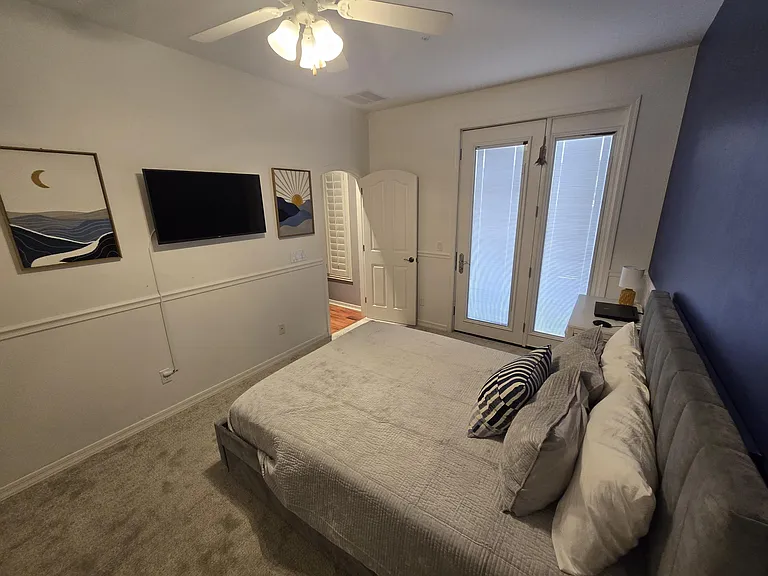150 N Lakeview Blvd #16 — Photo 12
