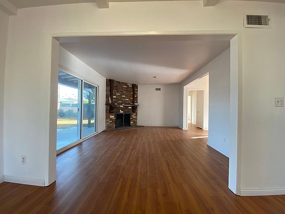 4th image of 7308 Madora Ave