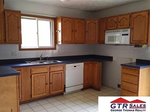 4th image of 7816 Terry Dr