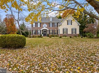 403 Dewey Ln, Wallingford, PA 19086