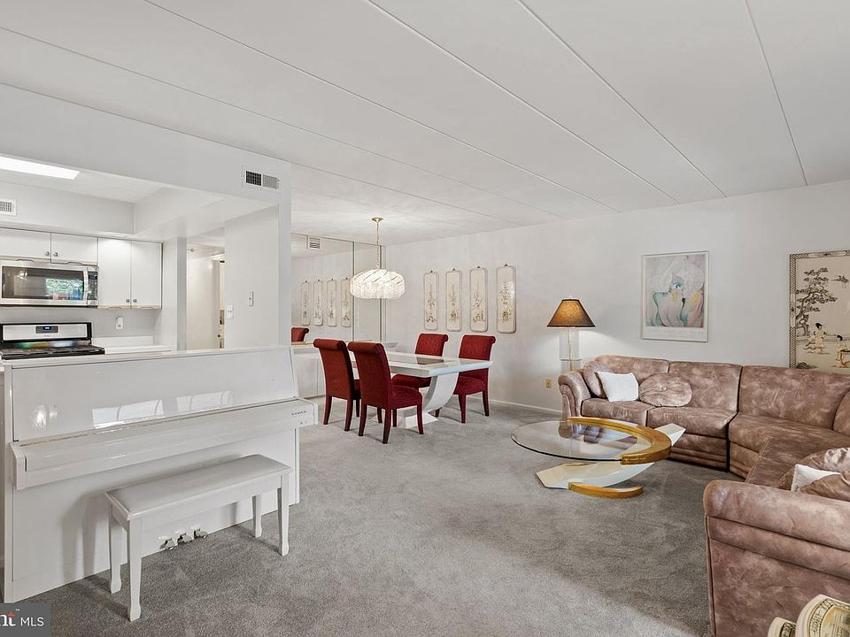 1st image of 2015 Welsh Rd APT D57