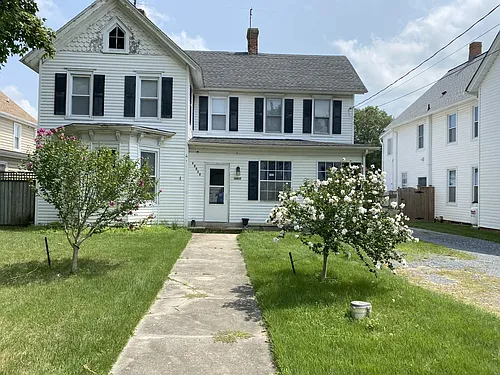 13517 Main St Photo 1
