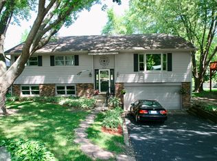3214 Vista Ter, McHenry, IL 60050