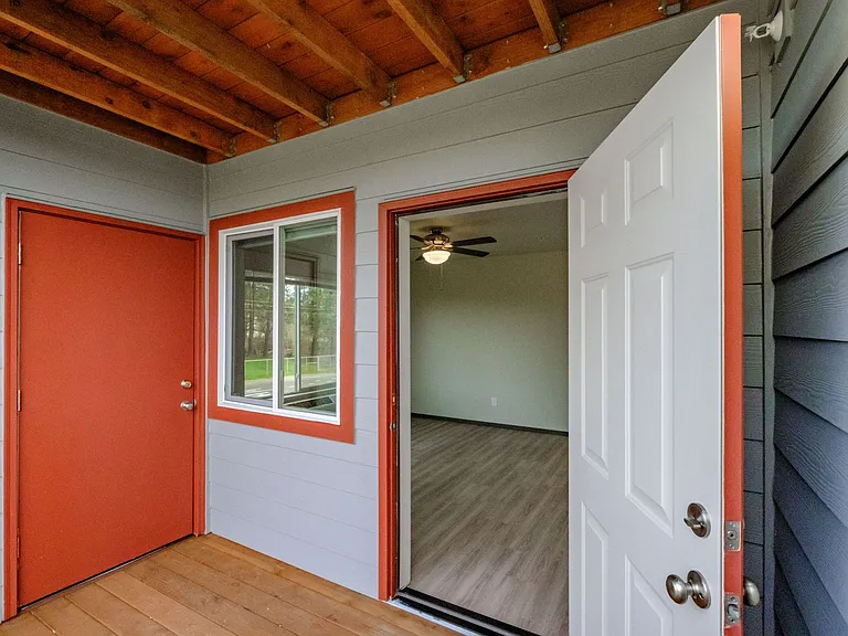 Cherry Glen Apartments — Photo 45