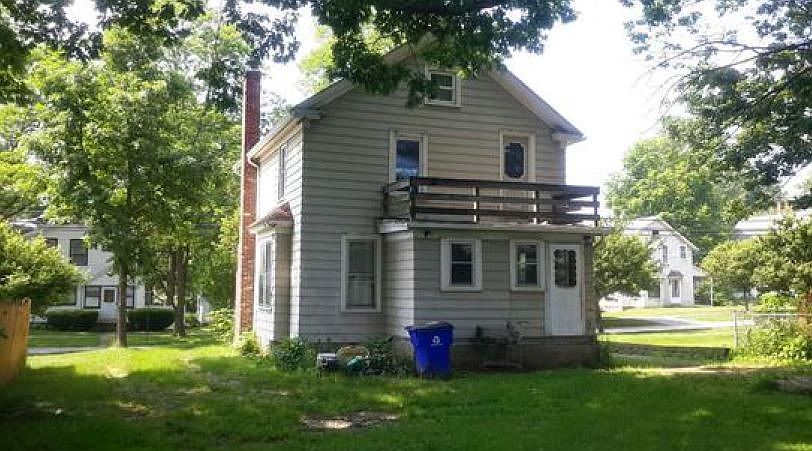 2nd image of 341 E Riddle Ave