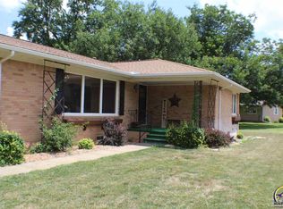 102 E Lincoln, Madison, KS 66860